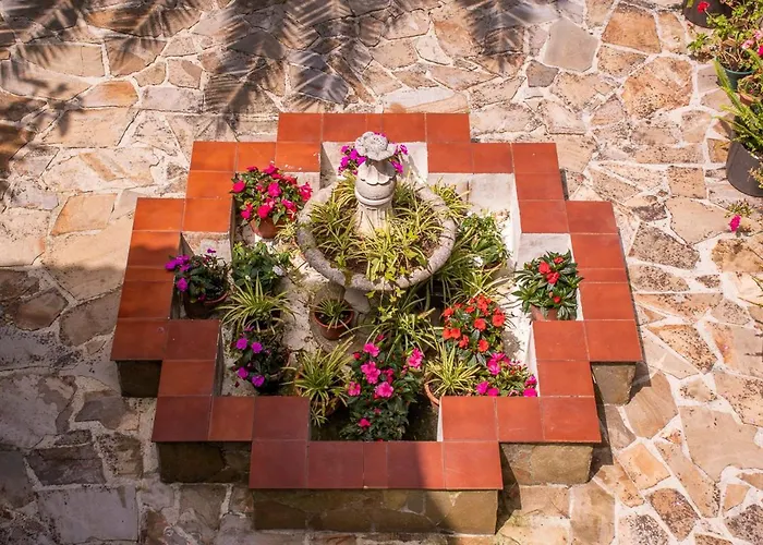 Complejo Rural Alheli - Y Aparthotel