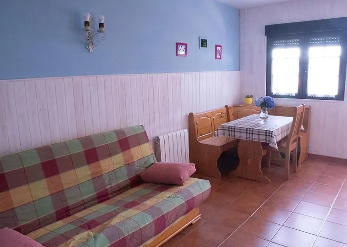 Complejo Rural Alheli - Y Aparthotel 2*