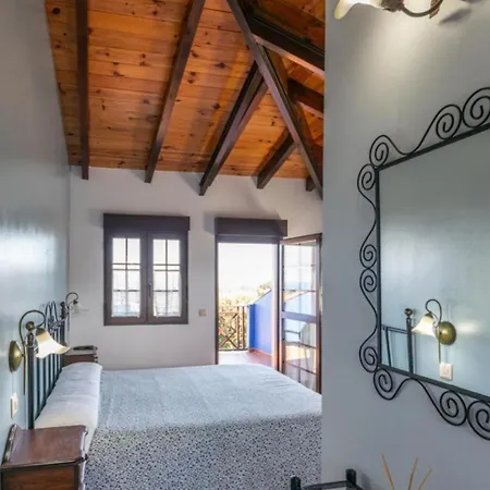 Complejo Rural Alhelí - Y Apartahotel Valdredo