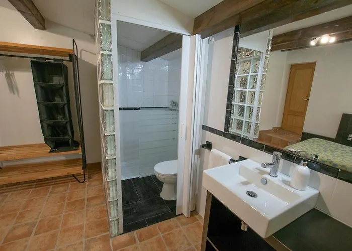 Complejo Rural Alhelí - Y Apartahotel Valdredo