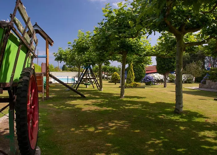 Apartahotel Complejo Rural Alhelí - Y Valdredo