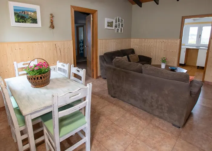 Complejo Rural Alhelí - Y Apartahotel