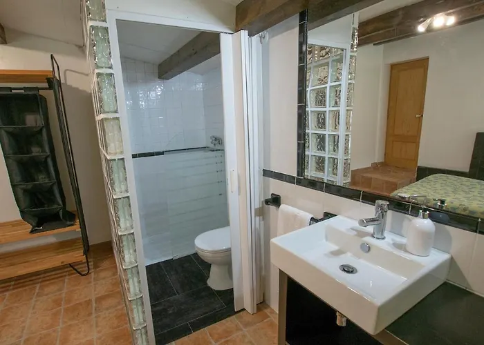 Apartahotel Complejo Rural Alhelí - Y Valdredo